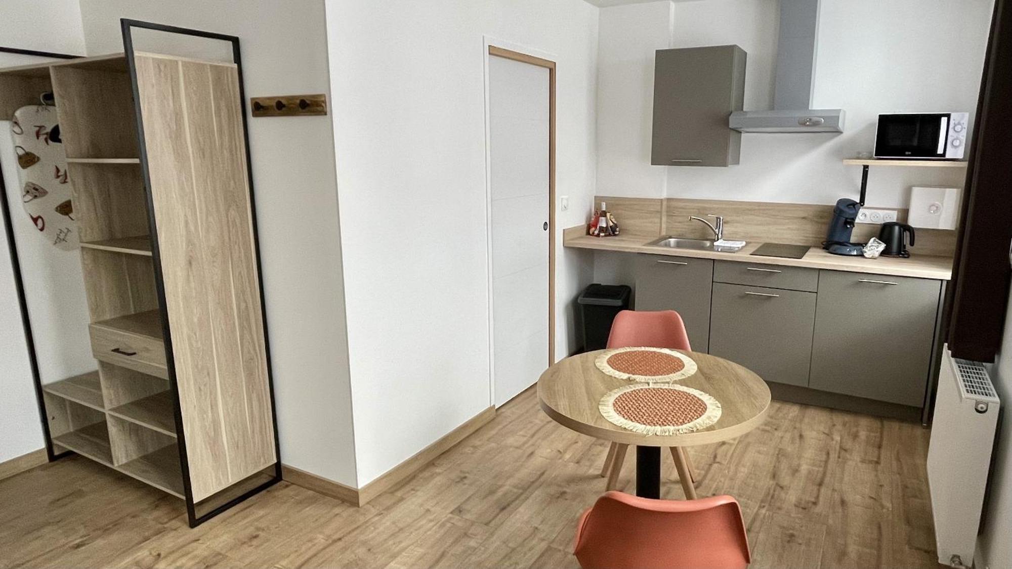 Appart Hotel Gambetta ランス 部屋 写真